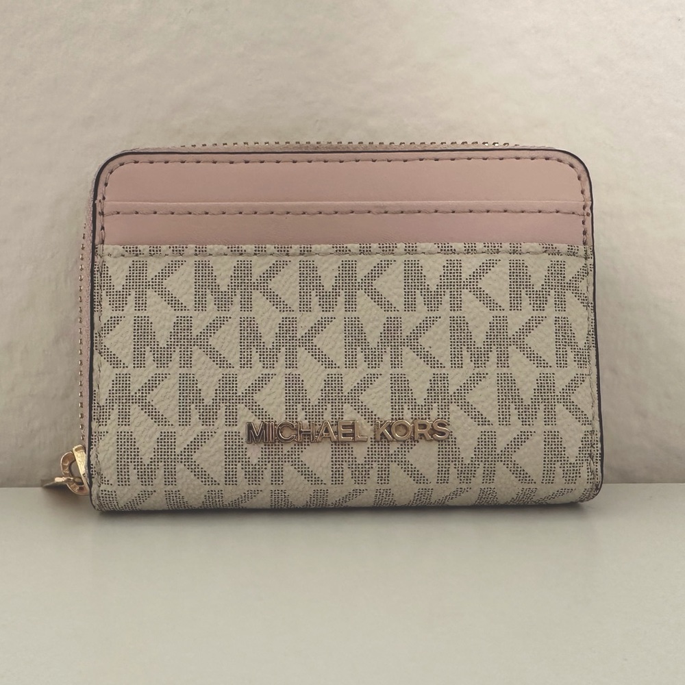 Michael Kors Jet Set Monogram Medium Zip Around Card Wallet